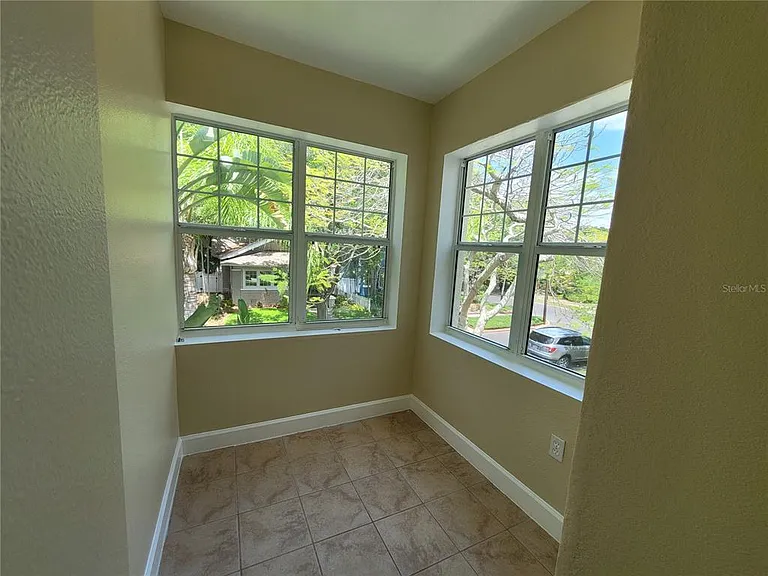 260 15th Ave NE #NA — Photo 15