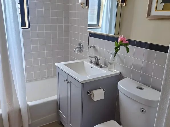 88-25 148th Street image 4 of 4