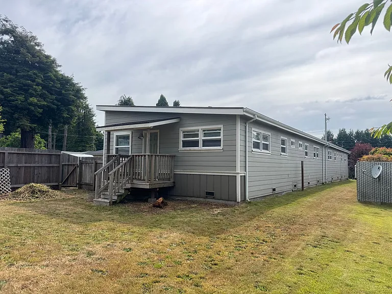 4753 Herron Rd — Photo 12