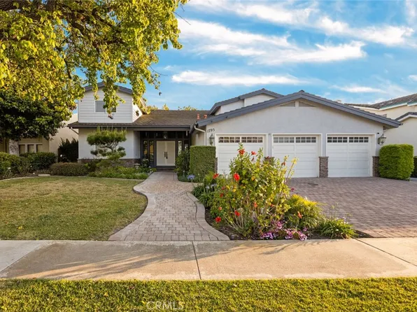 1795 Hummingbird Dr, Costa Mesa, CA 92626