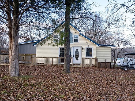 3rd image of 247 Shawnee Cir