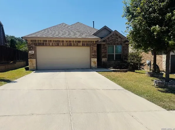 2566 Golden Rain, San Antonio, TX 78245