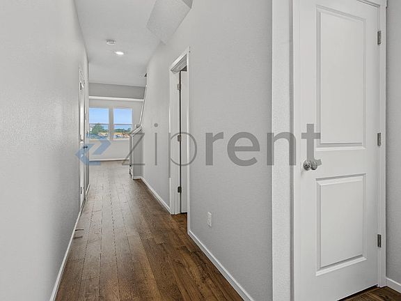 3rd image of 1404 SW 5th St