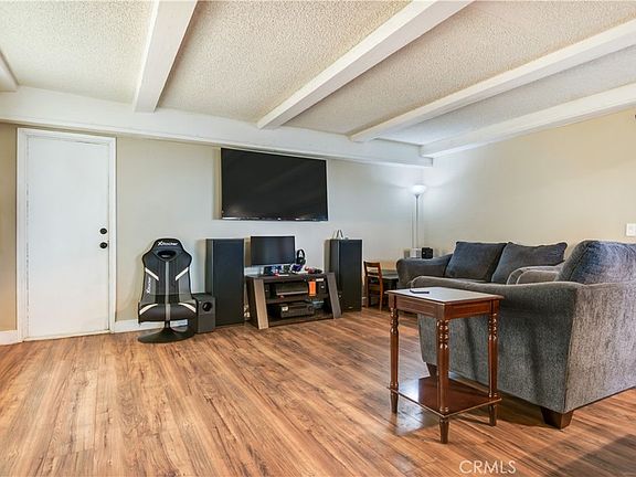 5th image of 3695 Holly Vista Dr