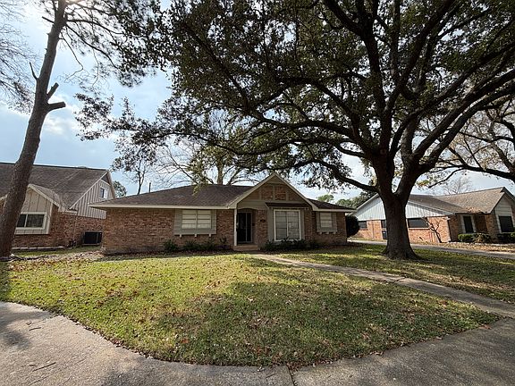 2nd image of 8211 Braes Meadow Dr