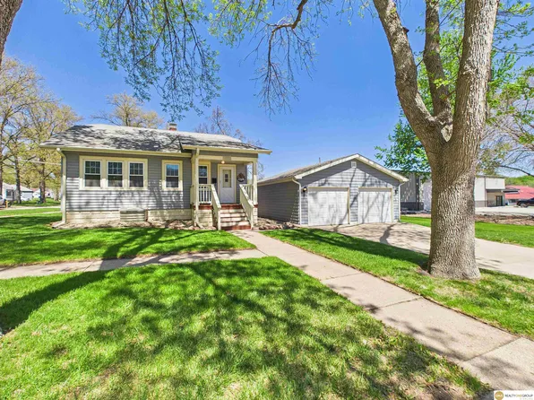 358 W 11th St, Wahoo, NE 68066
