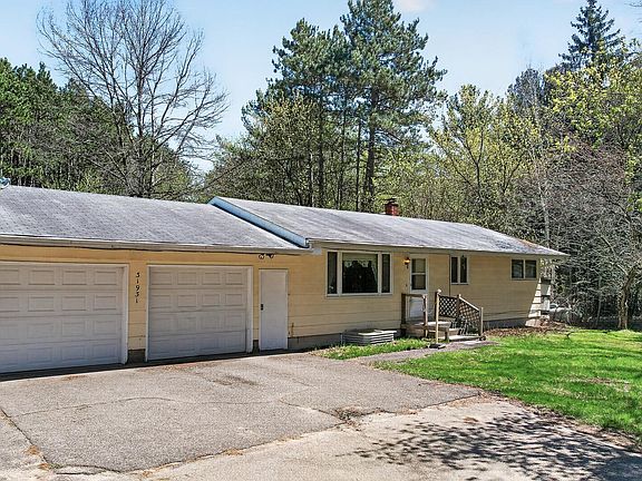 4th image of 31931 Lily St NW