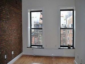 1st image of 300 E 5th St