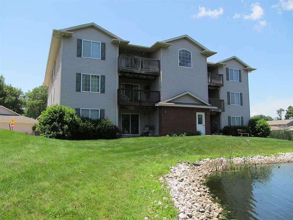 1st image of 1000 Duchess Dr Unit 4