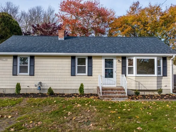 6 Brookview St, Fairhaven, MA 02719