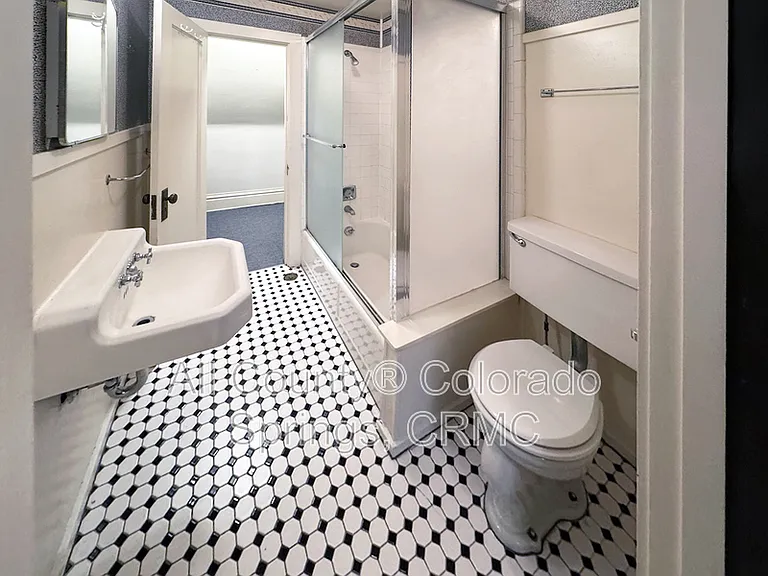 1238 Wood Ave #4 — Photo 12