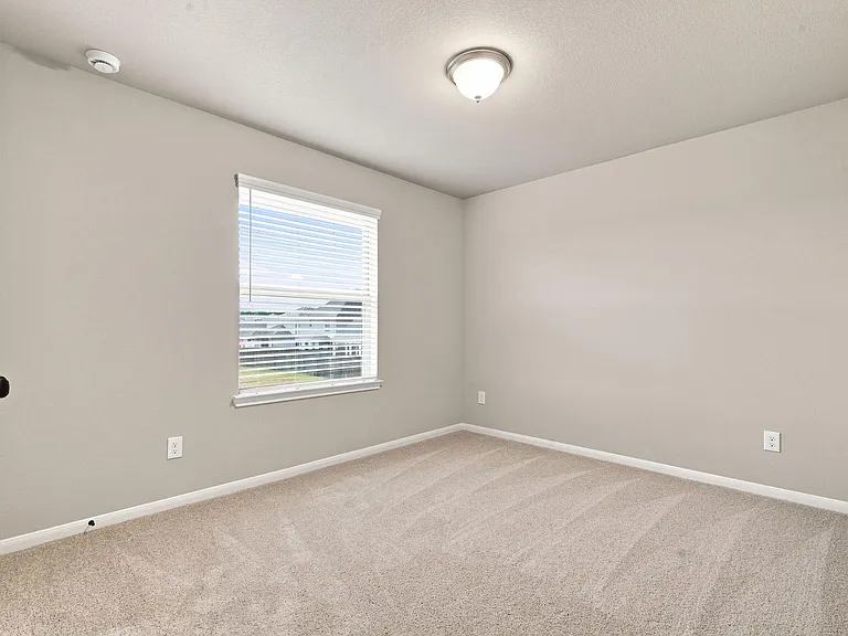 18518 Karlynn St — Photo 25