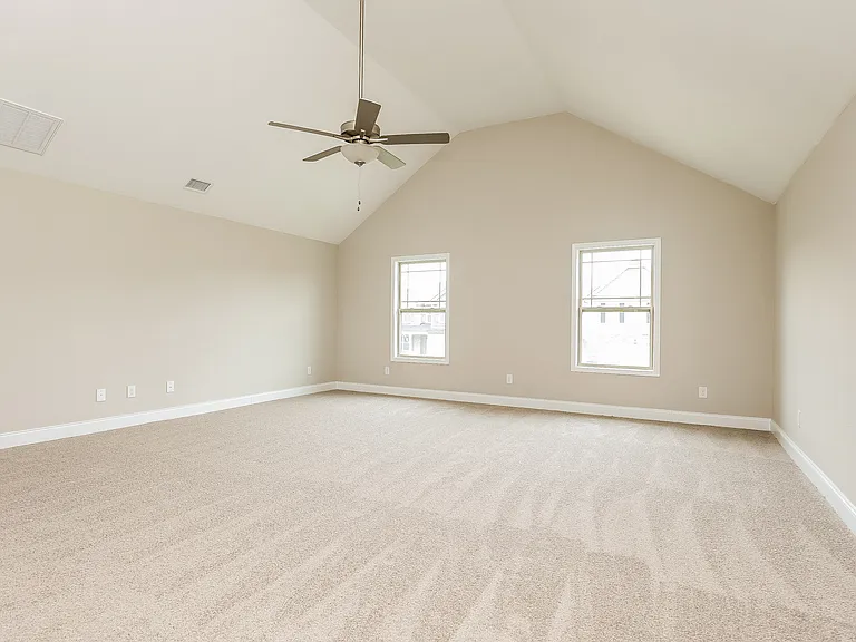 1180 Black Oak Cir — Photo 6