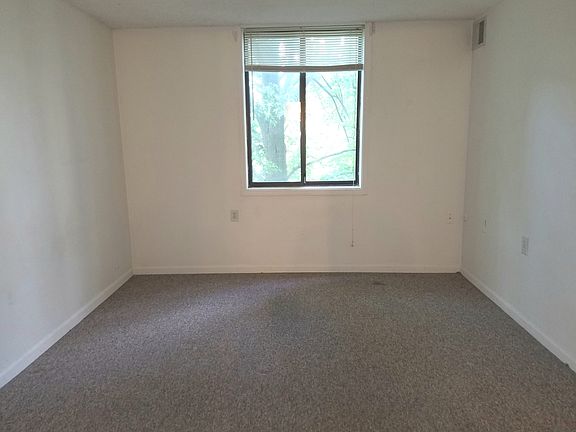 5th image of 1750 N Marywood Ave APT 310