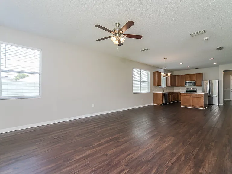 917 Anchorage Ln — Photo 6