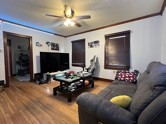 4th image of 316 5th St NW