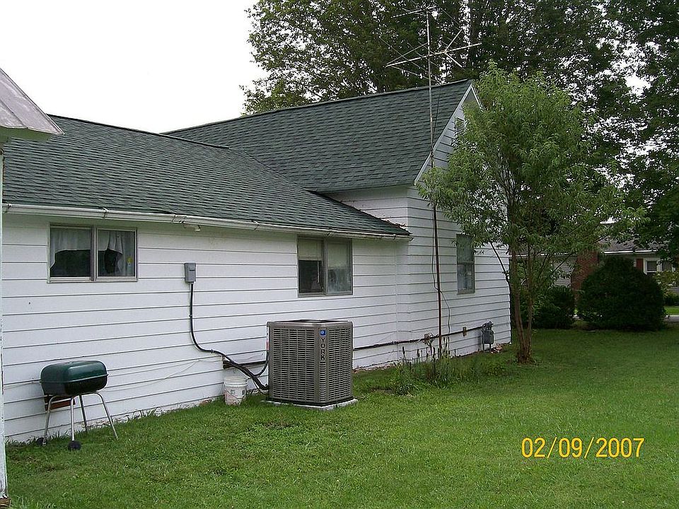 2nd image of 298 Cash St