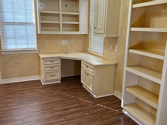 5th image of 3115 Holly Oak Ct