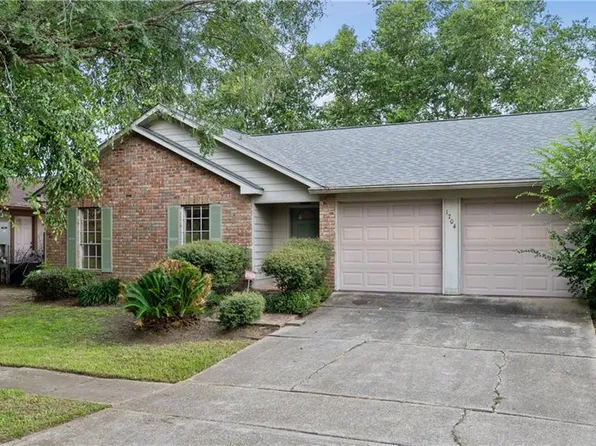 1704 Appleby Ln, Harvey, LA 70058