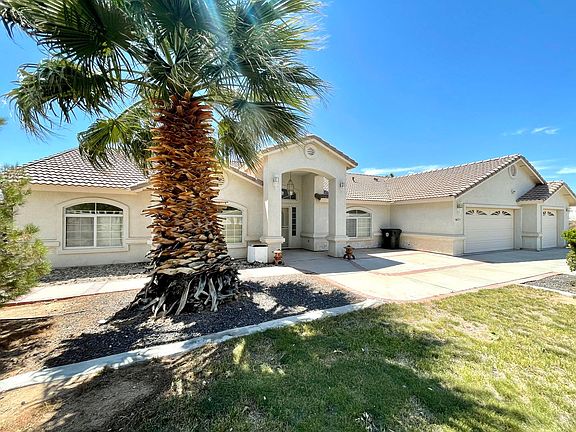 3rd image of 2311 Pueblo Dr