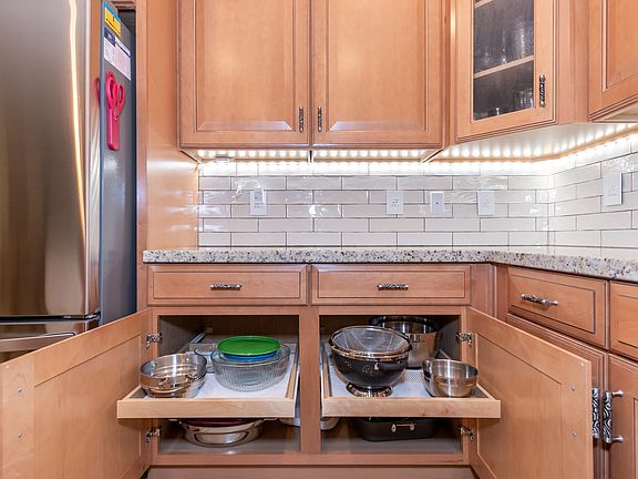 4th image of 8548 N Continental Links Dr