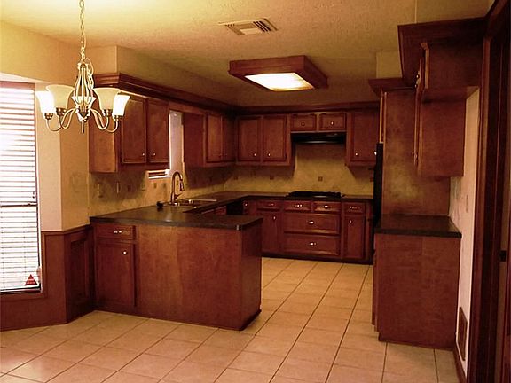 2nd image of 15407 La Paloma Dr
