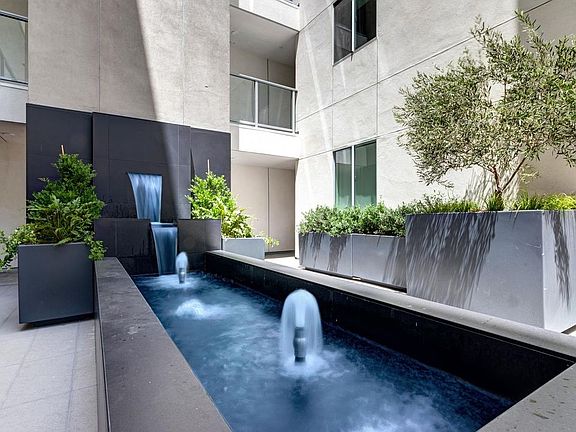 4th image of 1330 Federal Ave #Penthouse 2