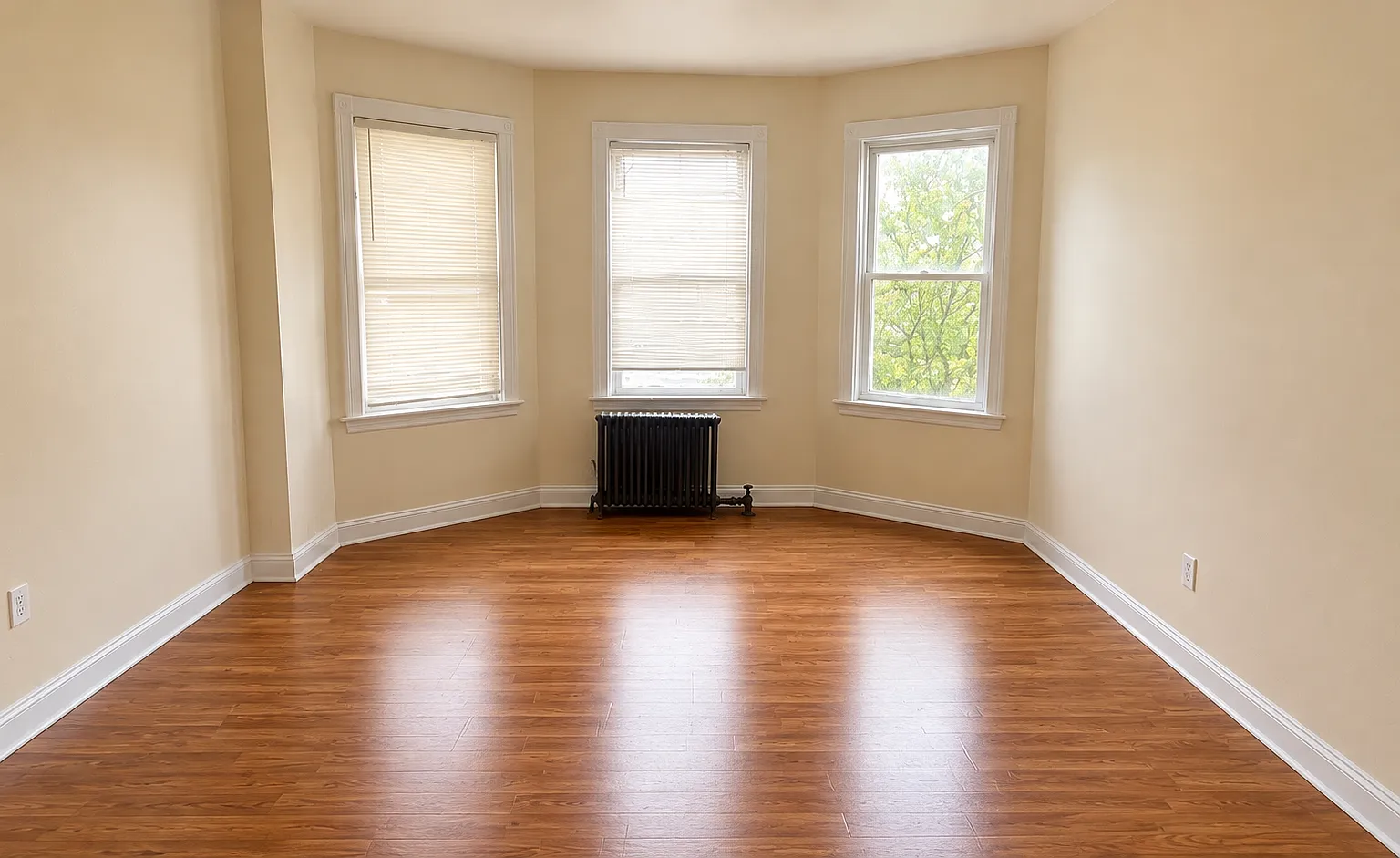 2 bed, 980 sqft, $2,000 — Photo 4