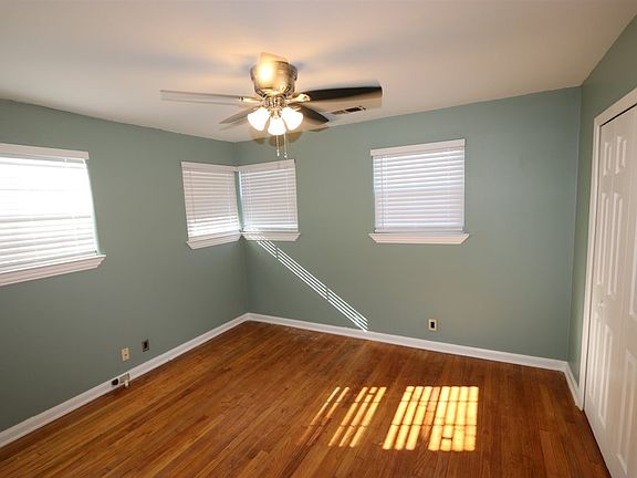 4th image of 3280 Willowood Dr