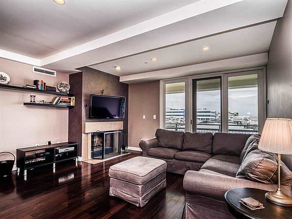 3rd image of 600 Harbor Blvd Unit 776