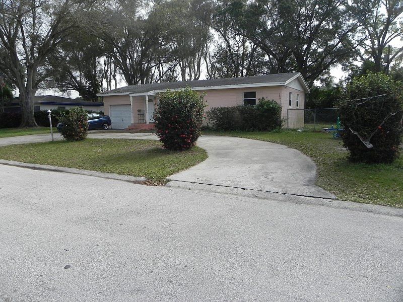 2nd image of 3628 27th Ave S