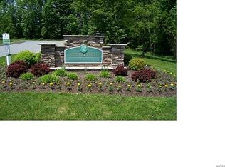 60 Cobblestone Ln, Middletown, NY 10940
