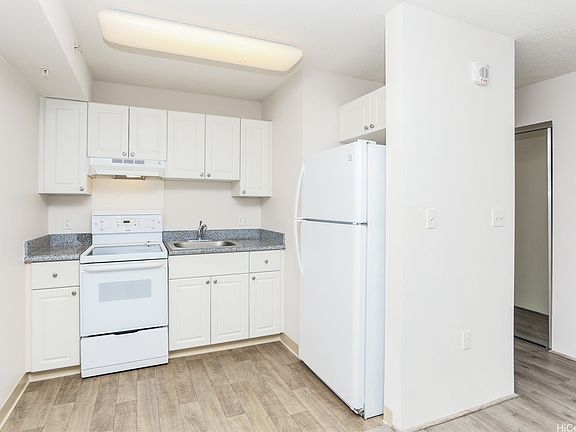 5th image of 801 South St APT 509