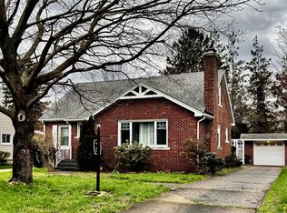 1016 McConnell Ave, Erie, PA 16505