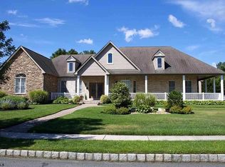 1 Glen Aire Dr, Egg Harbor Township, NJ 08234