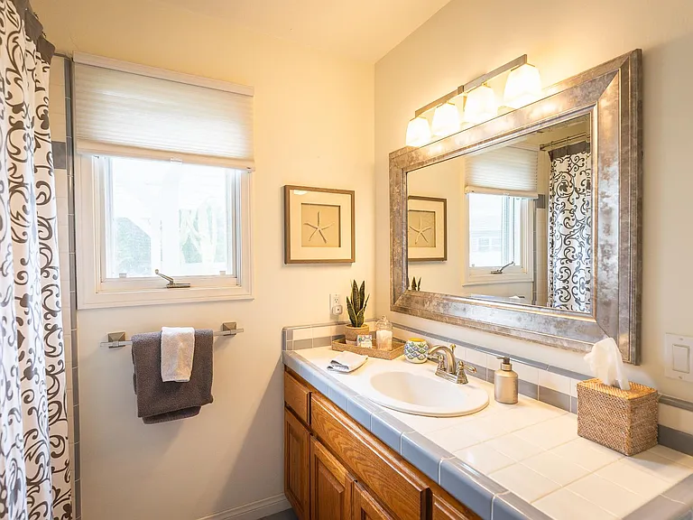 715 Avocado Pl — Photo 7
