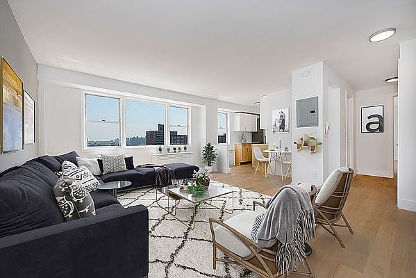 1st image of 15 W 139th St APT 8A