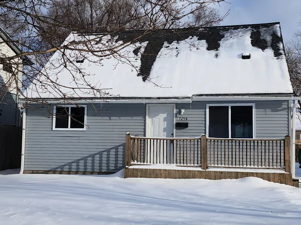 1256 Rambling Rd, Ypsilanti, MI 48198