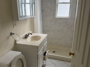 371 Harvard St APT 3, Cambridge, MA 02138