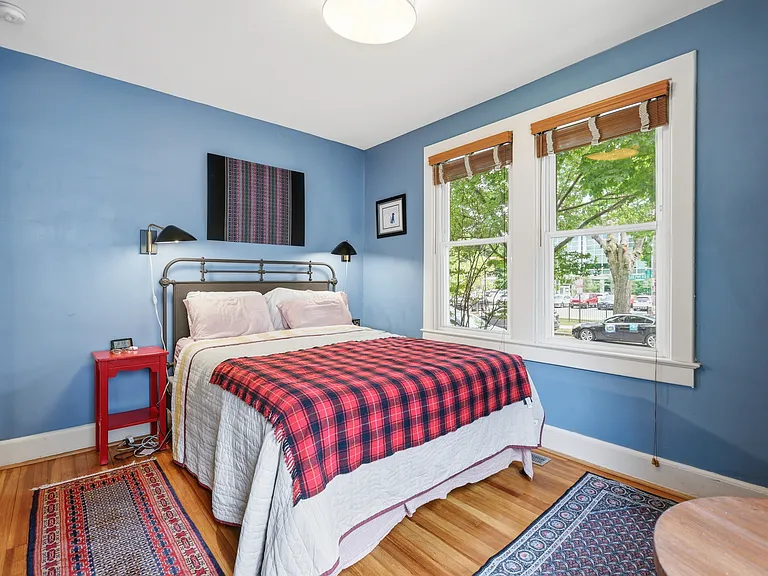 1008 Shepherd St NE — Photo 10