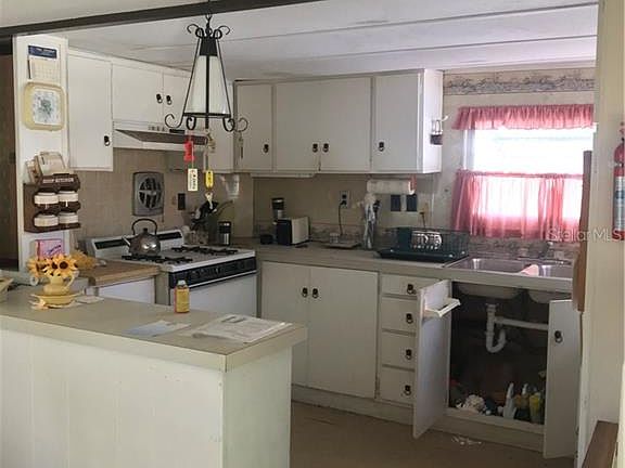 4th image of 4807 Sea Island Ave
