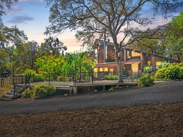 24066 Timber Ridge Dr, Auburn, CA 95602