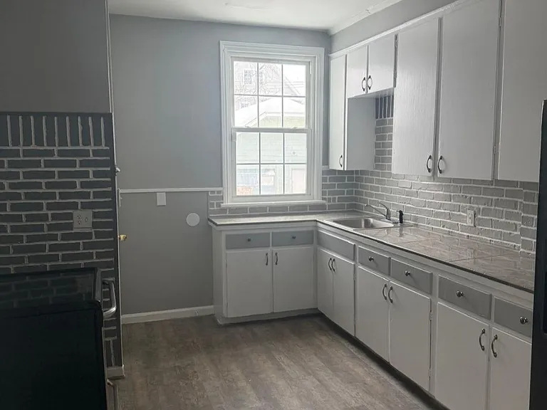 34 Ellison St #34 — Photo 1