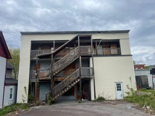 145 Oak Street, Berlin, NH 03570