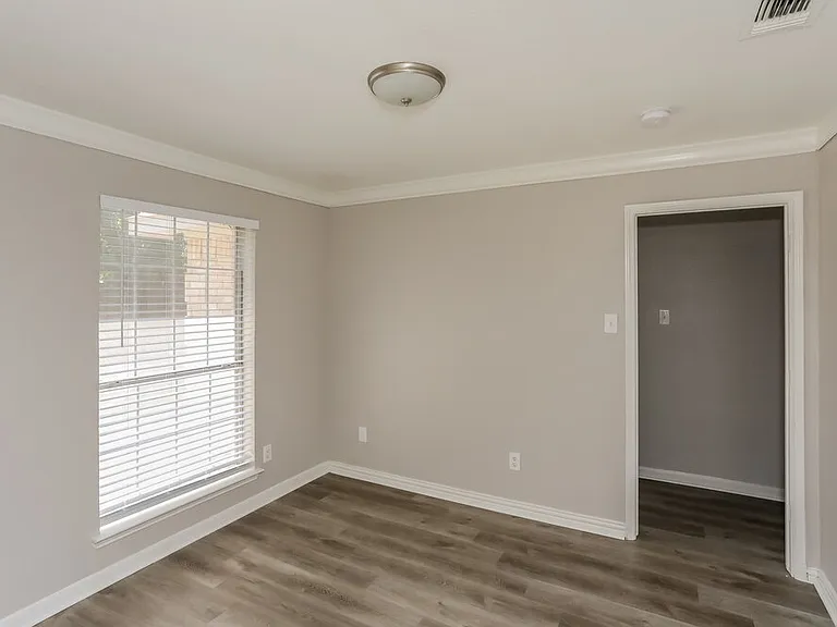 721 S Highland Dr — Photo 14