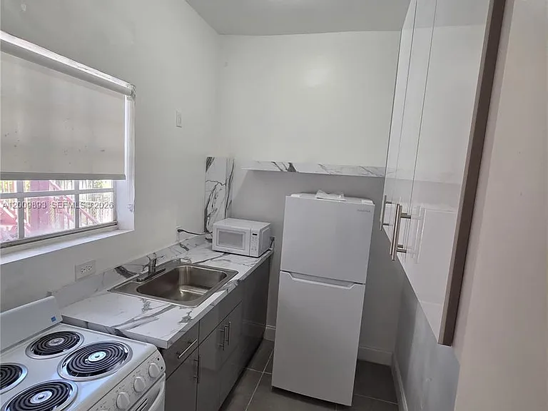 1945 NW 24th Ct #2 — Photo 8