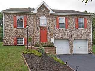 9324 Marshall Rd N, Cranberry Township, PA 16066