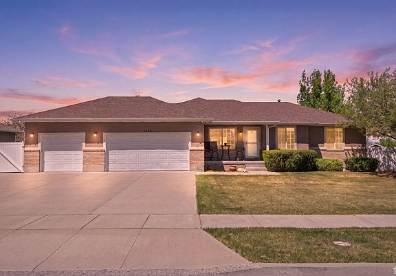 3rd image of 3462 W Melody Creek Cir S