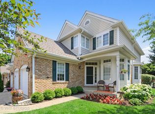 349 Reserve Cir #349, Clarendon Hills, IL 60514