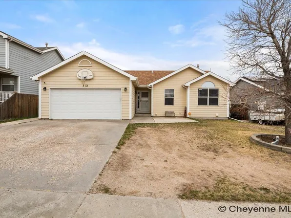 712 Teton St, Cheyenne, WY 82007